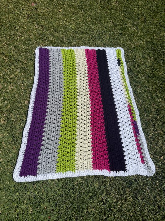 Handmade Crochet Acrylic Blanket – Multicolour Chunky Granny stitch Style – Handmade by Lyndsay