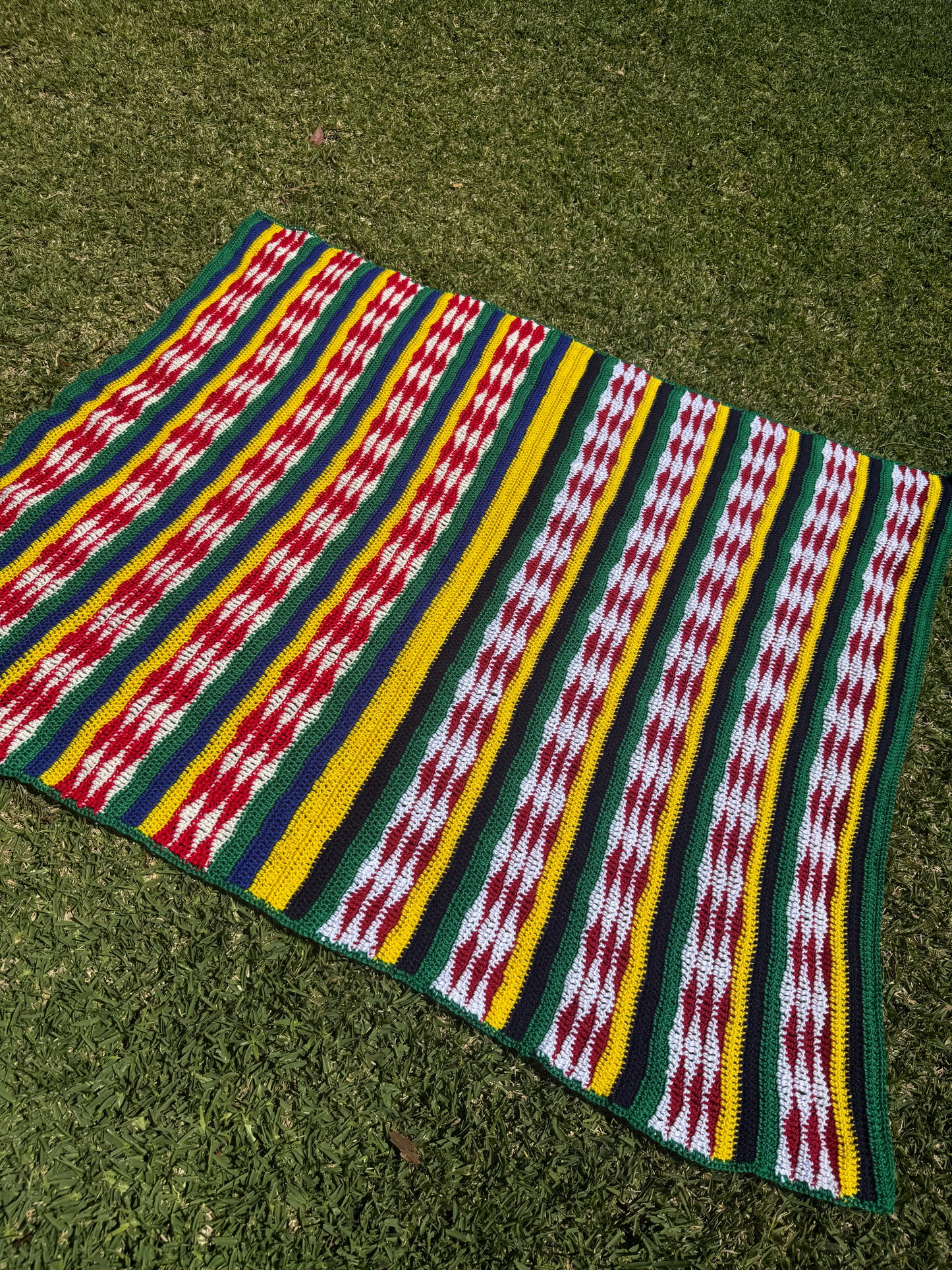 Handmade Crochet Acrylic Blanket – Wave Stitch Style – Handmade by Lyndsay