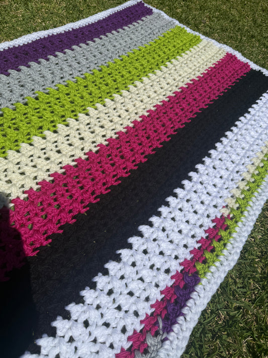 Handmade Crochet Acrylic Blanket – Multicolour Chunky Granny stitch Style – Handmade by Lyndsay